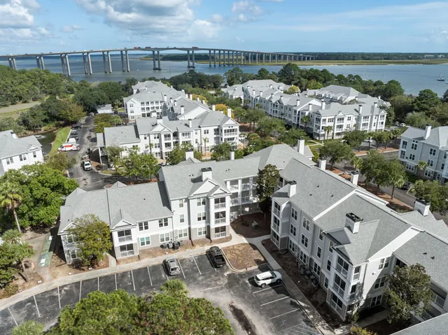$1,900 | 130 River Landing Drive, Unit 9203, Charleston, SC 29492