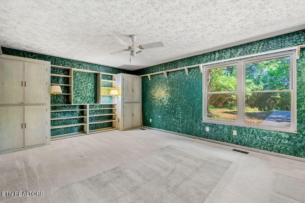 1218 Hitch Road Maryville, TN 37804 - Photo 26 of 48 Master Bedroom Main Level