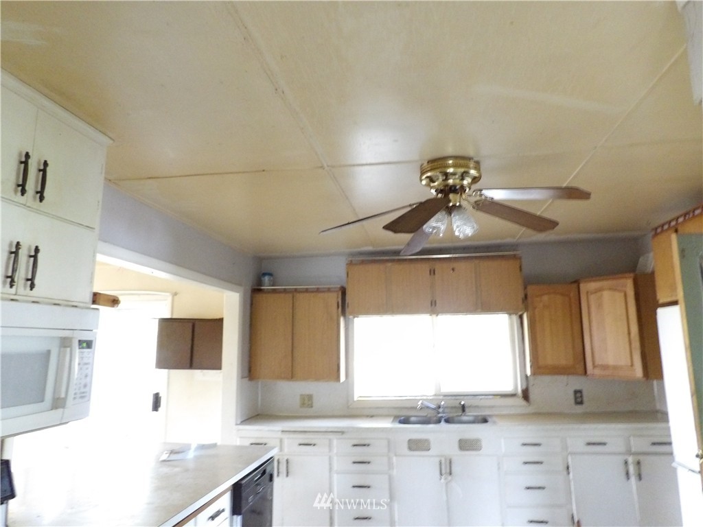 237 Mauerman Road Chehalis, WA 98532 - Photo 4 of 24