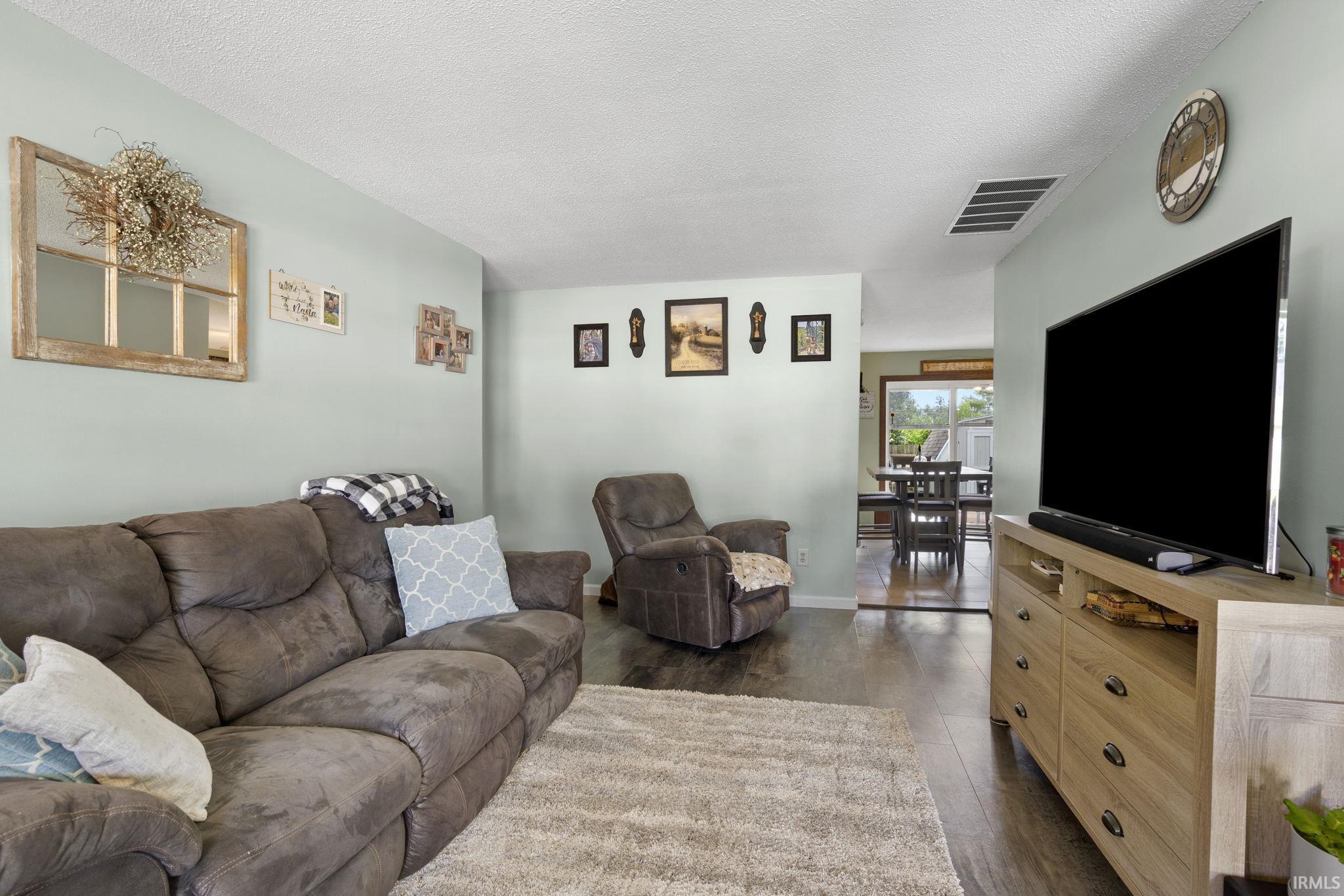 815 Everhart Drive Decatur, IN 46733 - Photo 7 of 25