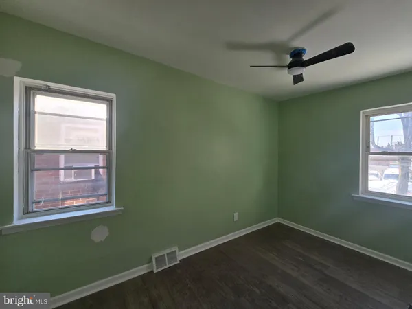 $1,250 | 5832 North Mascher Street, Philadelphia, PA 19120