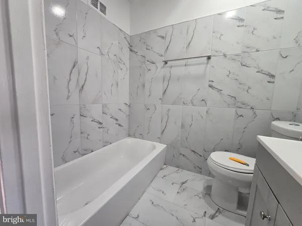 $1,250 | 5832 North Mascher Street, Philadelphia, PA 19120