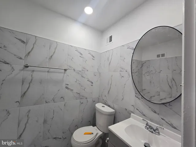 $1,250 | 5832 North Mascher Street, Philadelphia, PA 19120