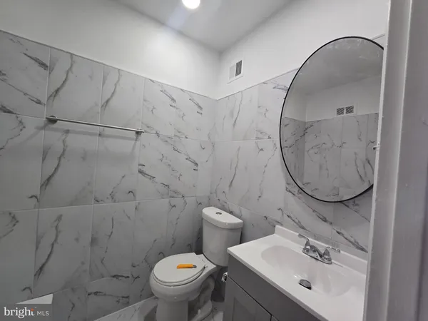 $1,250 | 5832 North Mascher Street, Philadelphia, PA 19120