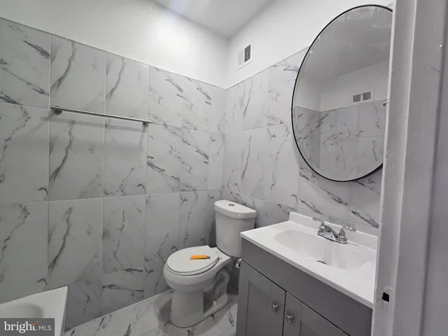 $1,250 | 5832 North Mascher Street, Philadelphia, PA 19120