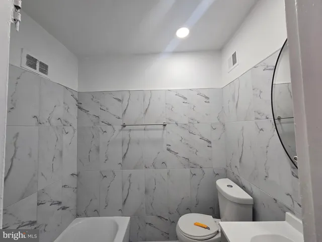 $1,250 | 5832 North Mascher Street, Philadelphia, PA 19120