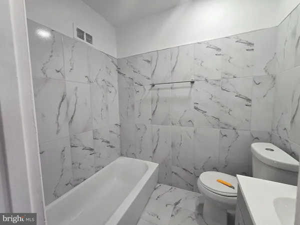 $1,250 | 5832 North Mascher Street, Philadelphia, PA 19120