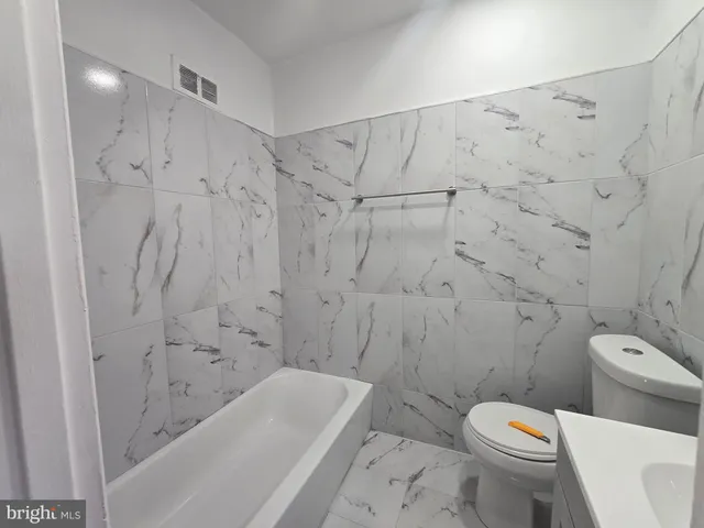 $1,250 | 5832 North Mascher Street, Philadelphia, PA 19120