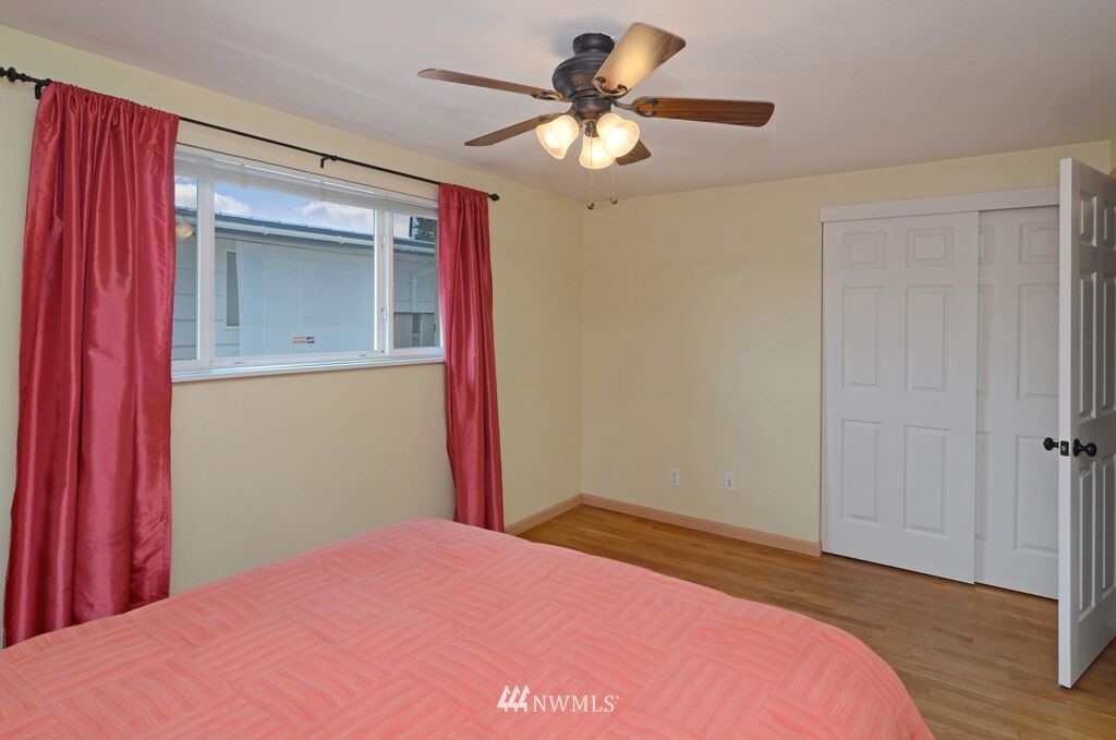 334 East 28th Street Bremerton, WA 98310 - Photo 14 of 21 Gallery Image 14