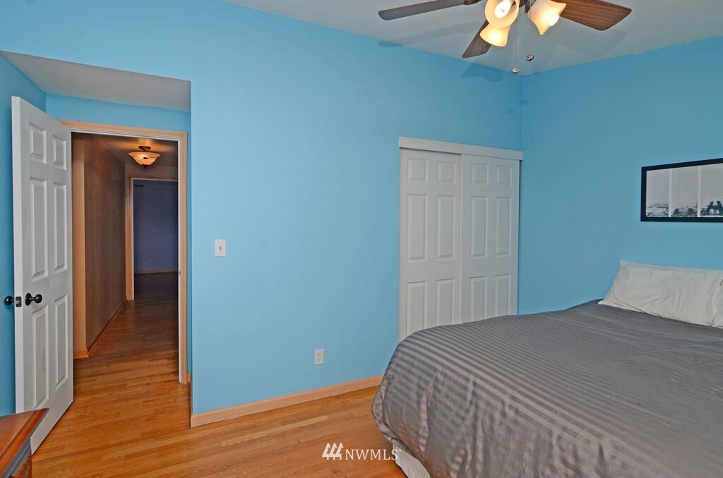 334 East 28th Street Bremerton, WA 98310 - Photo 16 of 21 Gallery Image 16