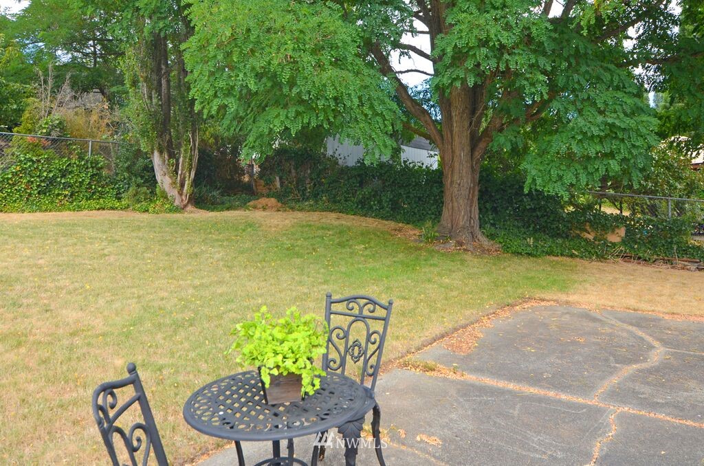 334 East 28th Street Bremerton, WA 98310 - Photo 20 of 21 Gallery Image 20