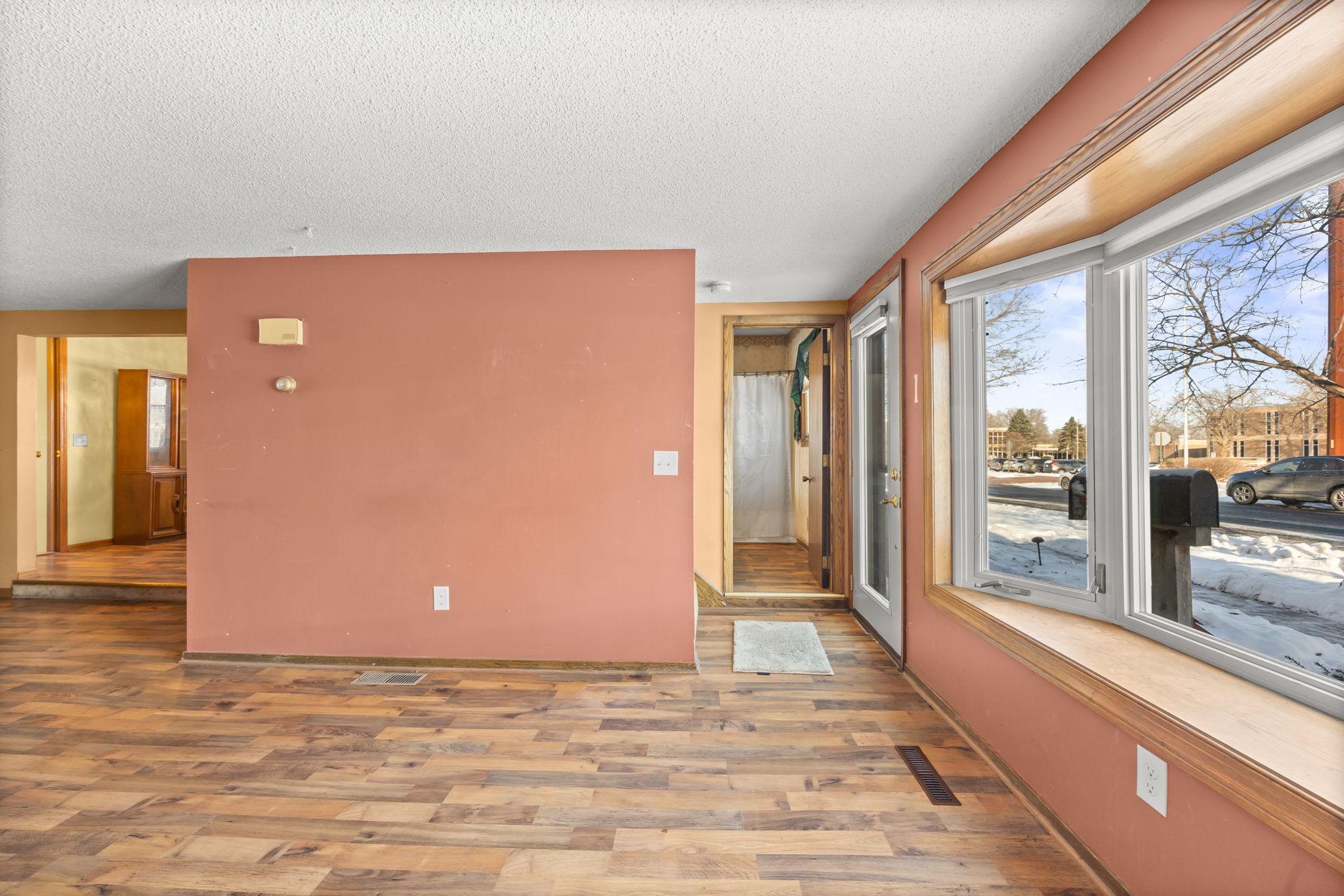 217 Beech Street Chaska, MN 55318 - Photo 12 of 25