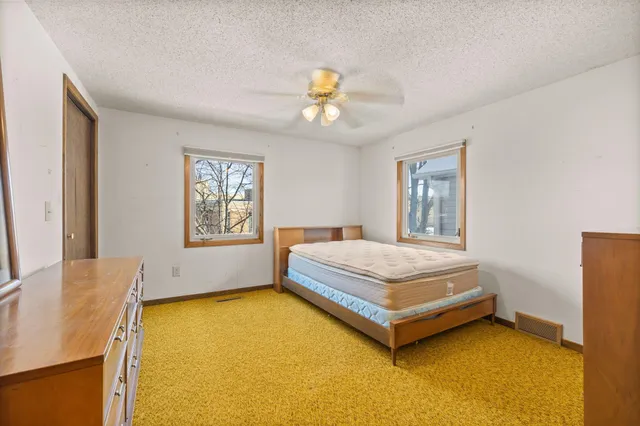 $275,000 | 217 Beech Street, Chaska, MN 55318