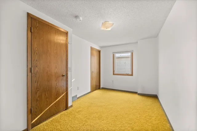 $275,000 | 217 Beech Street, Chaska, MN 55318