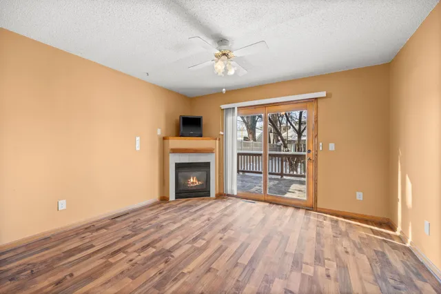 $275,000 | 217 Beech Street, Chaska, MN 55318