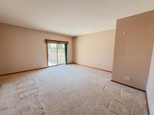 $347,000 | 2953 9th Avenue Southeast, Willmar, MN 56201