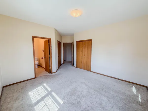 $347,000 | 2953 9th Avenue Southeast, Willmar, MN 56201