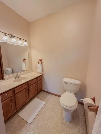 $347,000 | 2953 9th Avenue Southeast, Willmar, MN 56201