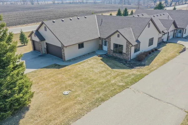 $347,000 | 2953 9th Avenue Southeast, Willmar, MN 56201