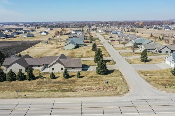 $347,000 | 2953 9th Avenue Southeast, Willmar, MN 56201