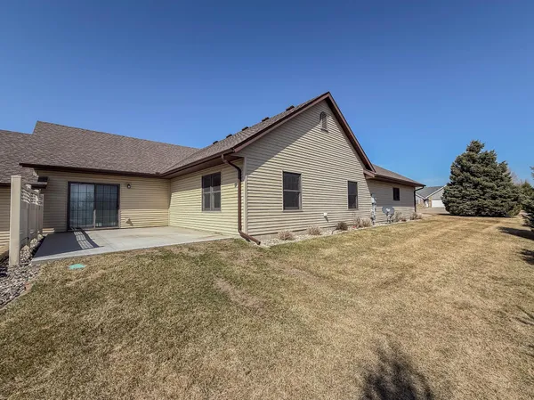 $347,000 | 2953 9th Avenue Southeast, Willmar, MN 56201