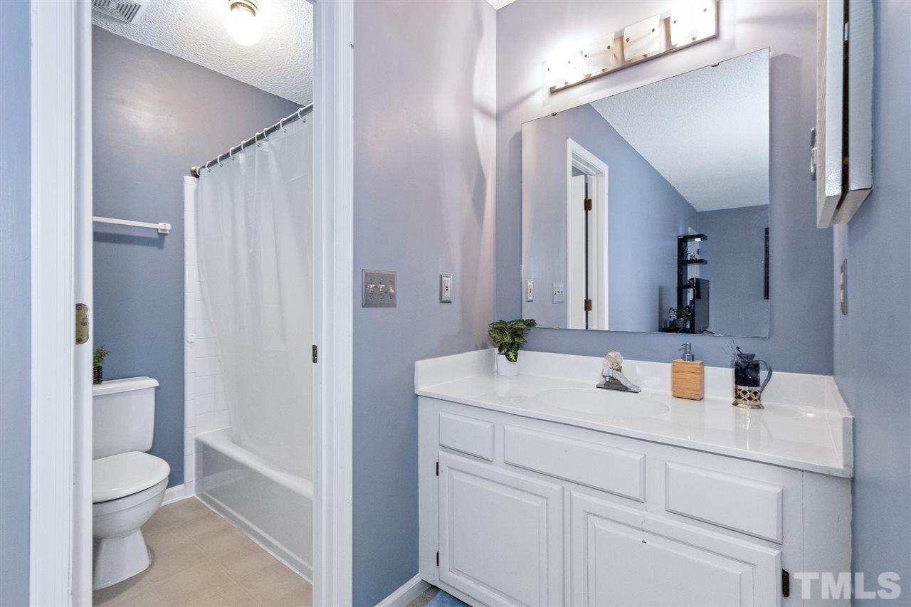 6909 Saxby Court Raleigh, NC 27613 - Photo 22 of 30