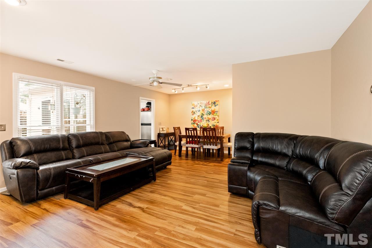 6909 Saxby Court Raleigh, NC 27613 - Photo 8 of 30