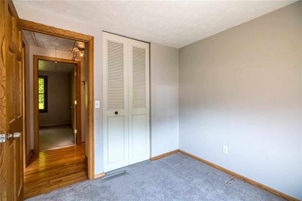 1312 Greenhill Rd Extension Pittsburgh, PA 15209 - Photo 13 of 25