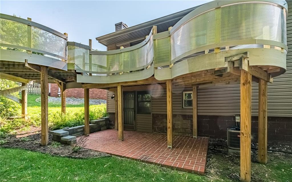 1312 Greenhill Rd Extension Pittsburgh, PA 15209 - Photo 22 of 25