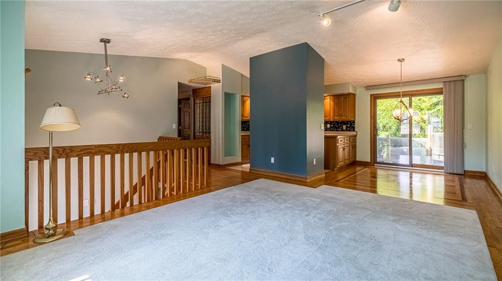 1312 Greenhill Rd Extension Pittsburgh, PA 15209 - Photo 4 of 25