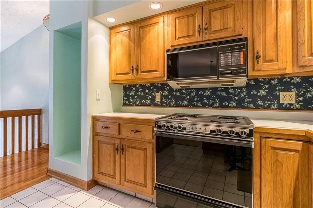 1312 Greenhill Rd Extension Pittsburgh, PA 15209 - Photo 8 of 25