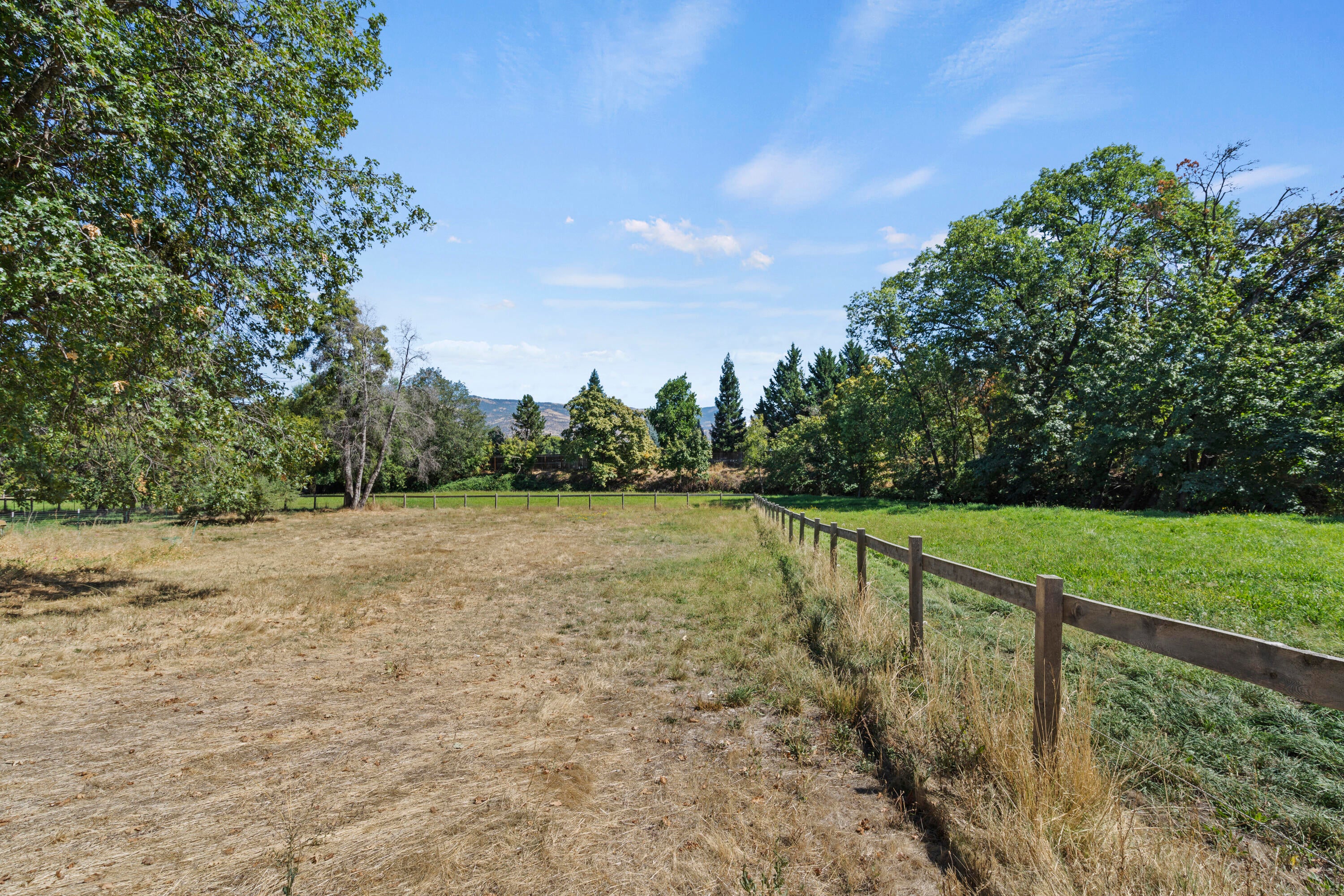 2255 Camp Baker Road Medford, OR 97501 - Photo 24 of 29 2255 Camp Baker Road - 3