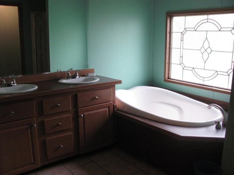 737 Azbill Road McKee, KY 40447 - Photo 16 of 29 Master bath view 2