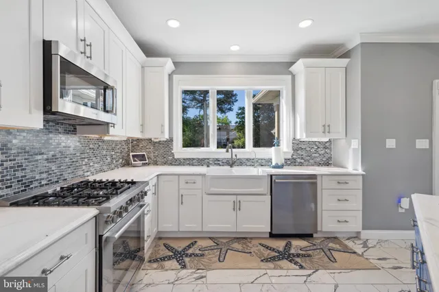 $1,125,000 | 34325 Indian River Drive, Dagsboro, DE 19939