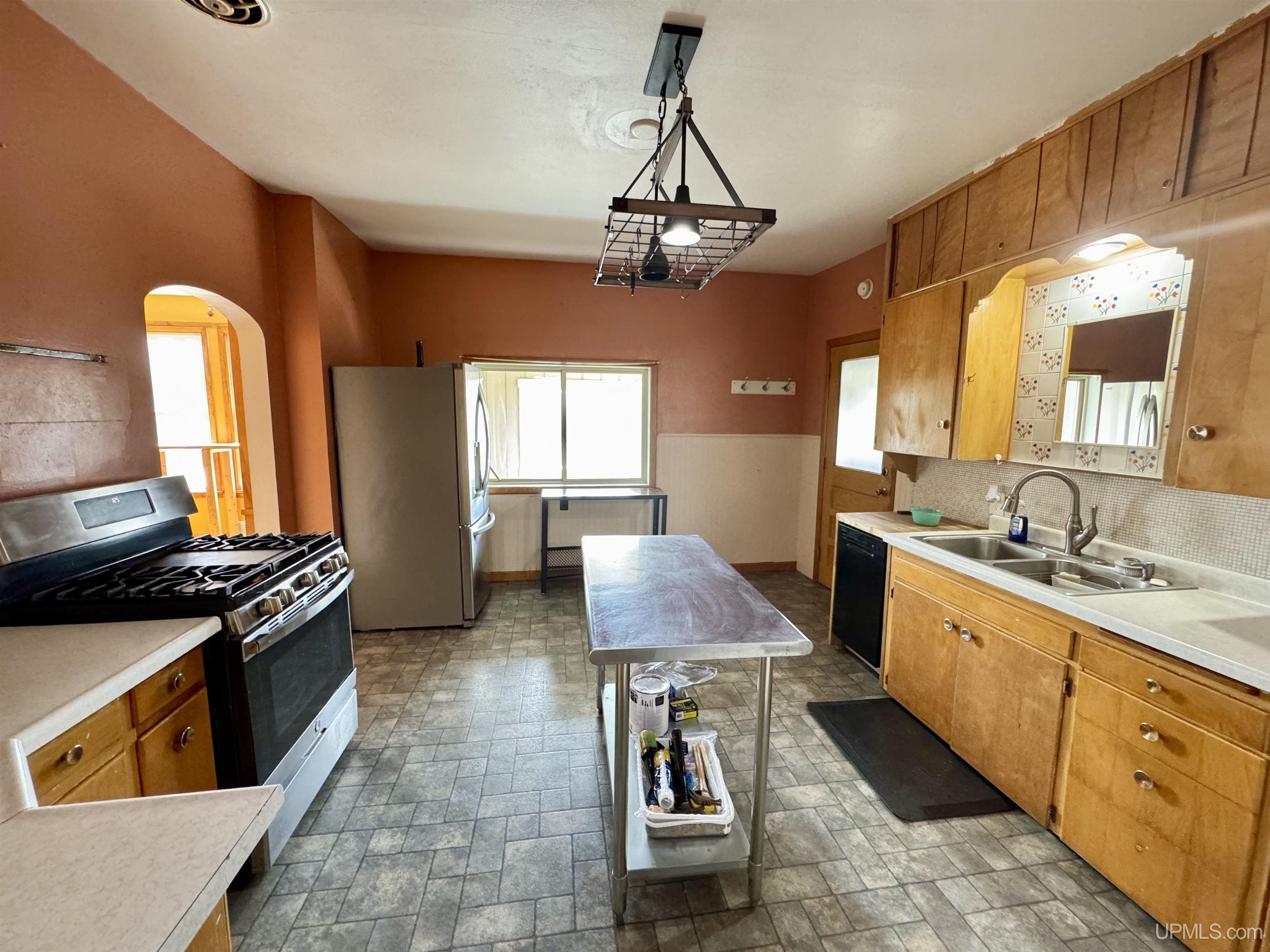 715 North 2nd Street Ishpeming, MI 49849 - Photo 16 of 35
