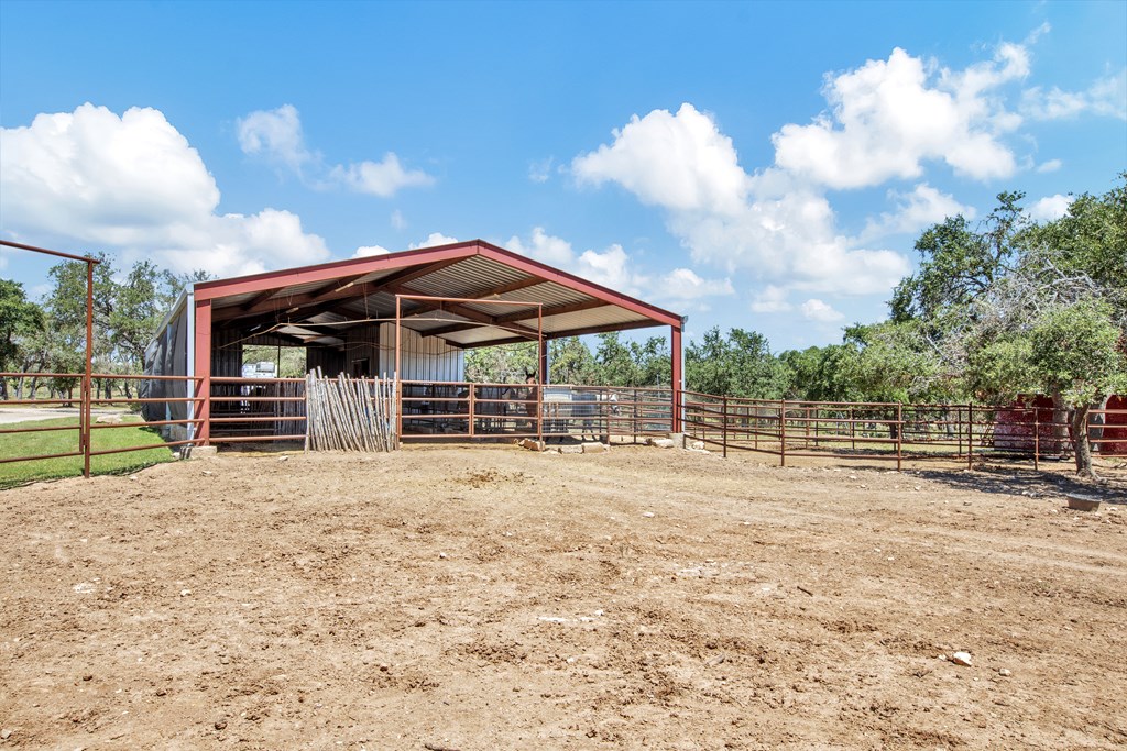 515 Lange Road Harper, TX 78631 - Photo 19 of 38 Gallery Image 19