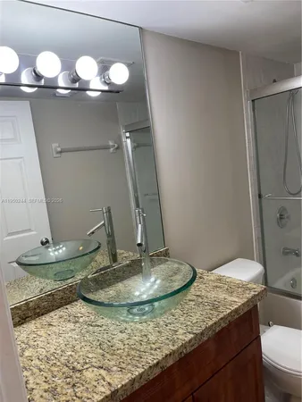 $2,200 | 4785 Southwest 62nd Avenue, Unit 101, Davie, FL 33314