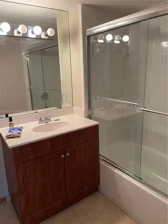 $2,200 | 4785 Southwest 62nd Avenue, Unit 101, Davie, FL 33314