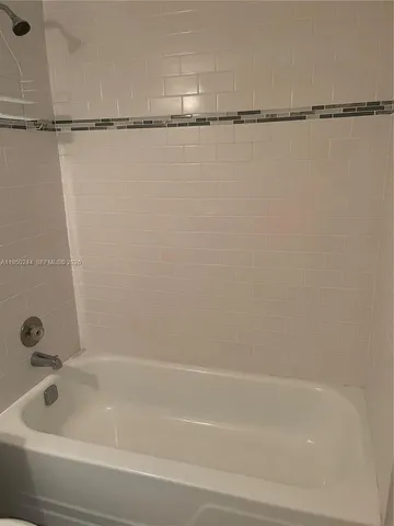 $2,200 | 4785 Southwest 62nd Avenue, Unit 101, Davie, FL 33314