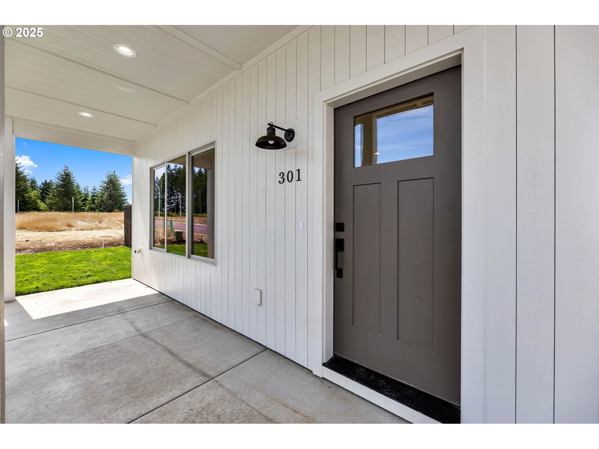 301 Cap Avenue Winlock, WA 98596 - Photo 2 of 42