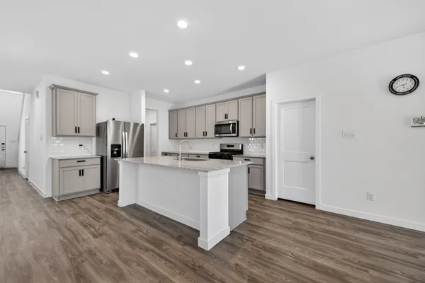 $2,700 | 3914 Windy Whisper Drive, Brookshire, TX 77423