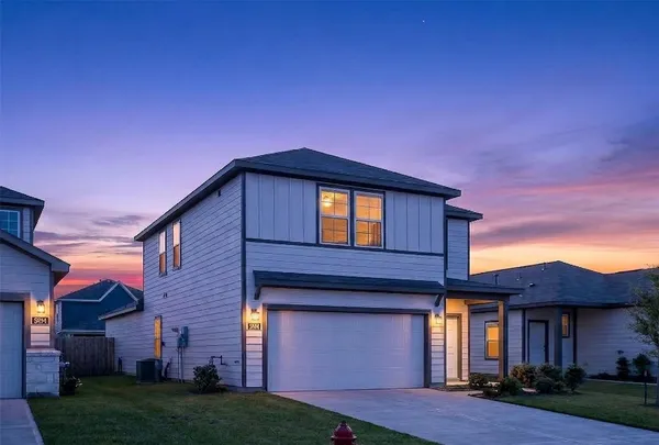 $2,700 | 3914 Windy Whisper Drive, Brookshire, TX 77423