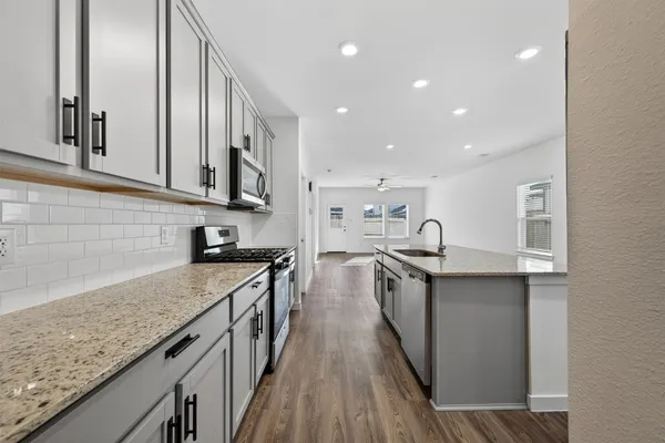 $2,700 | 3914 Windy Whisper Drive, Brookshire, TX 77423