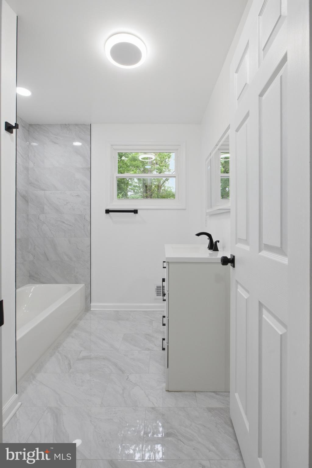 896 Forest Lane Hanover, MD 21076 - Photo 30 of 47