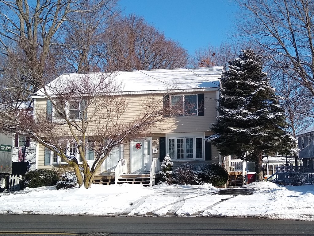 165 Mammoth Road Lowell, MA 01854 - Photo 1 of 17