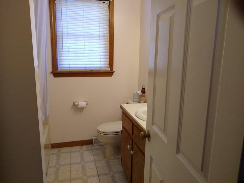 165 Mammoth Road Lowell, MA 01854 - Photo 12 of 17