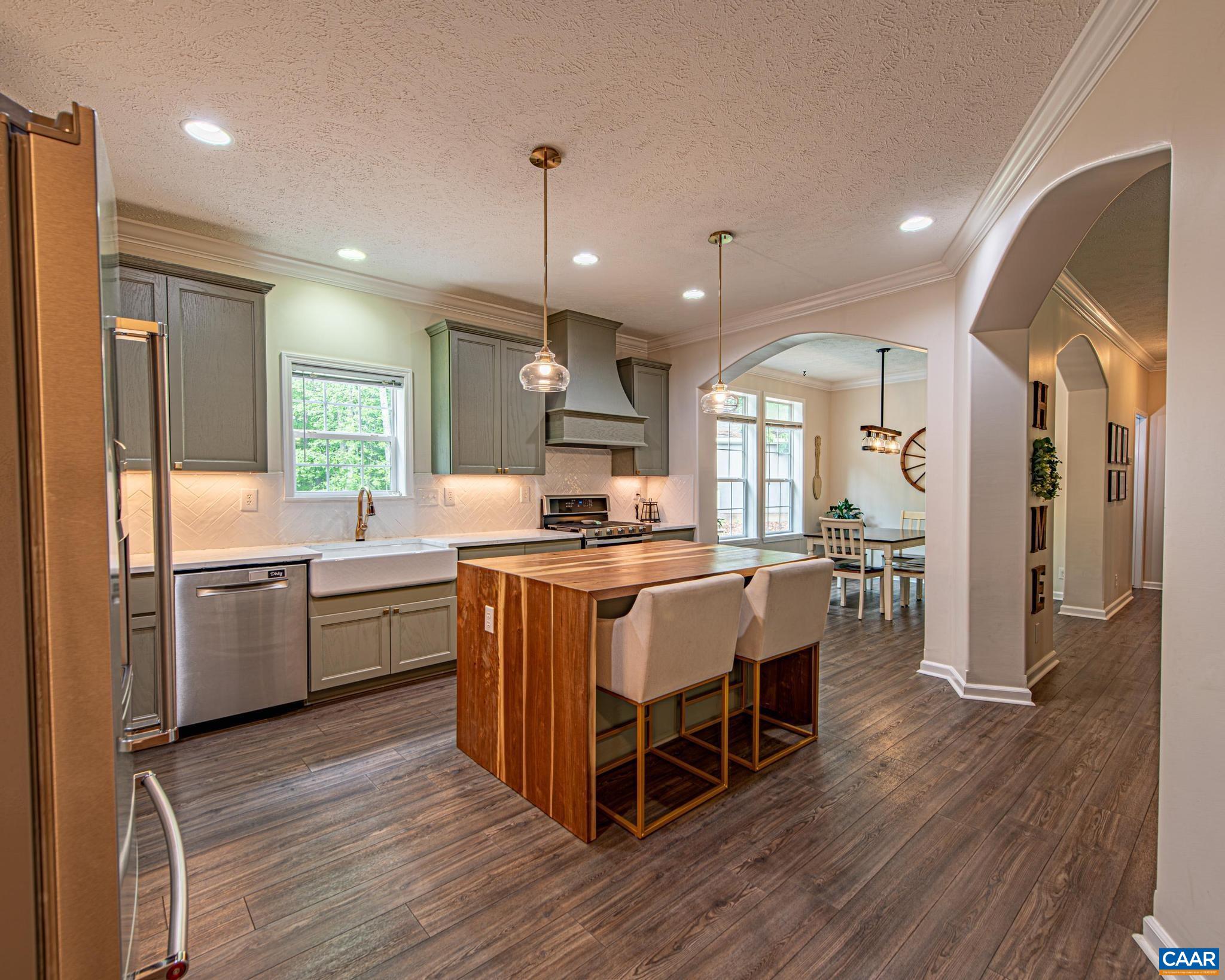 2016 Deep Creek Road Palmyra, VA 22963 - Photo 11 of 44 VIEW to DINING ROOM - Windows Overlooking the Rear YARD!