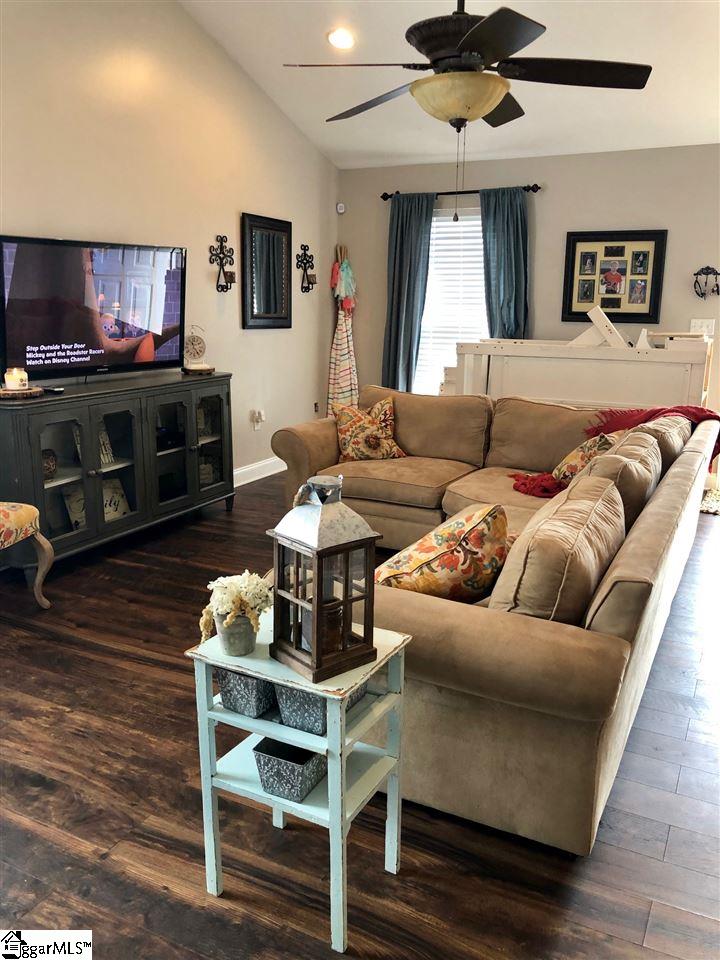633 Banks Terrace Trail Inman, SC 29349 - Photo 3 of 29