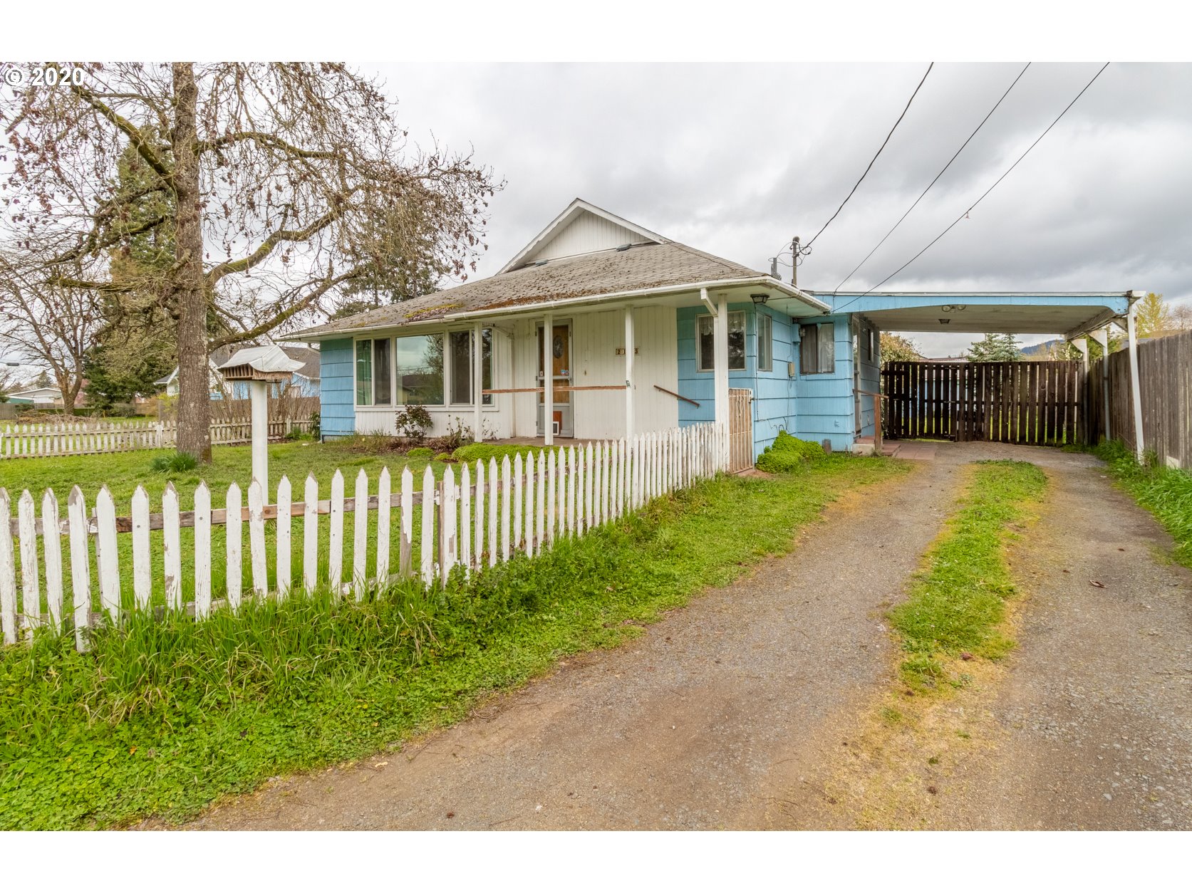 2163 Laura Street Springfield, OR 97477 - Photo 2 of 26