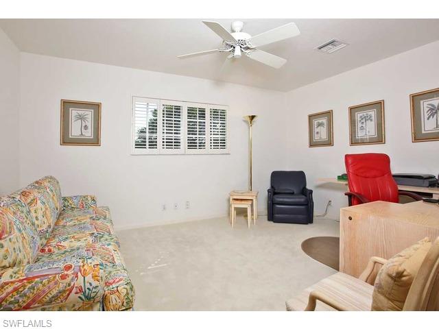 826 Rue Deville Naples, FL 34108 - Photo 13 of 19 Gallery Image 13